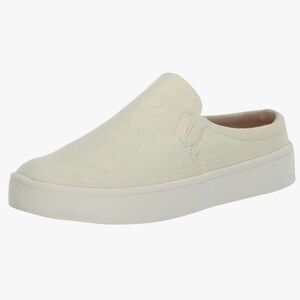 REVITALIGN Cream Slip-On Sneakers